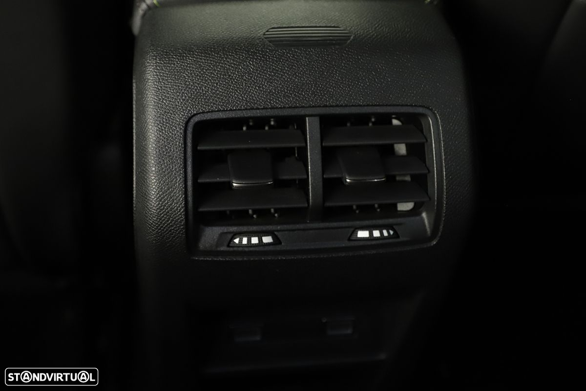 Peugeot 308 SW 1.2 PureTech GT EAT8 - 23