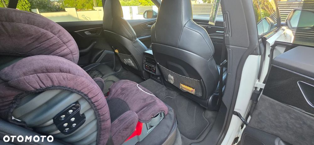 Audi SQ8 - 17