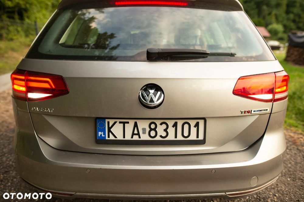 Volkswagen Passat 1.6 TDI BMT Comfortline - 5