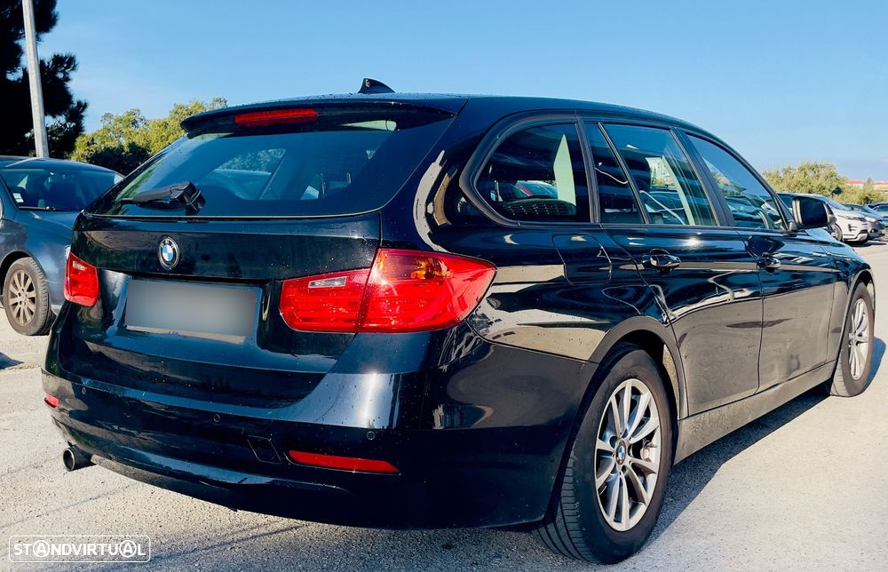 BMW 318 d Auto Exclusive - 3