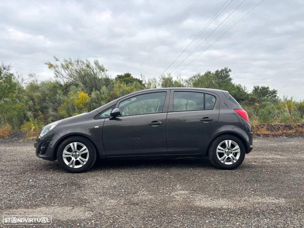 Opel Corsa 1.3 CDTi Enjoy - 32