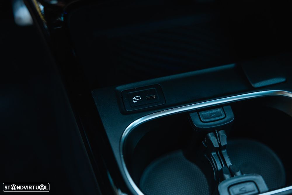 Mercedes-Benz A 250 e 8G-DCT AMG Line Advanced Plus - 40