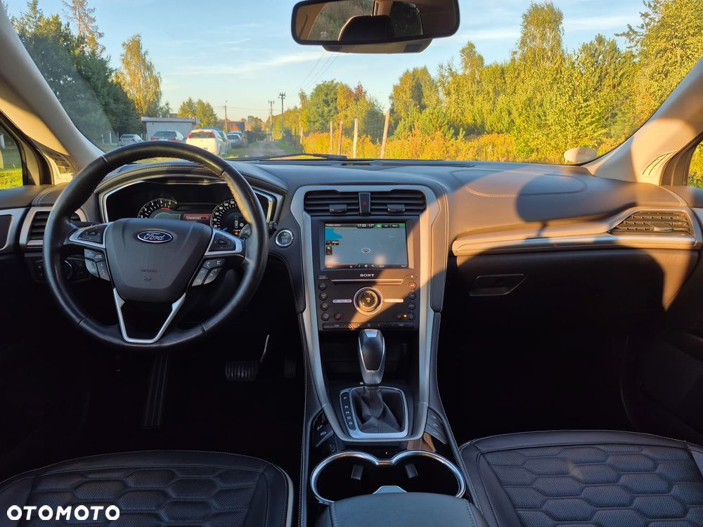 Ford Mondeo 2.0 TDCi STart-Stopp PowerShift-Aut Vignale - 30