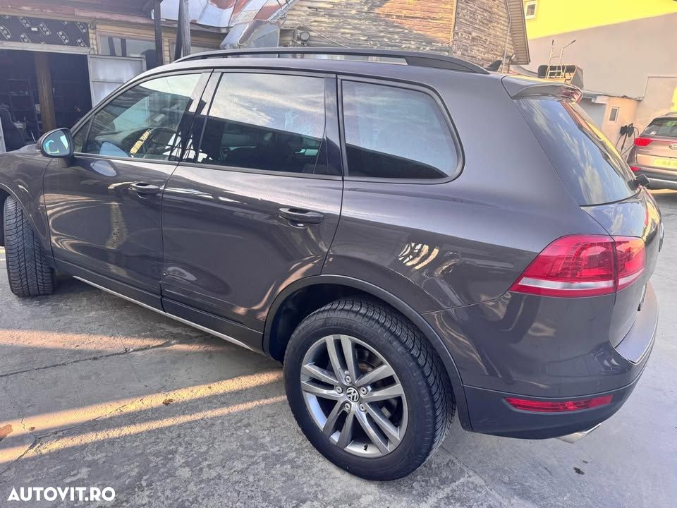 Volkswagen Touareg 3.0 V6 TDI BMT - 6