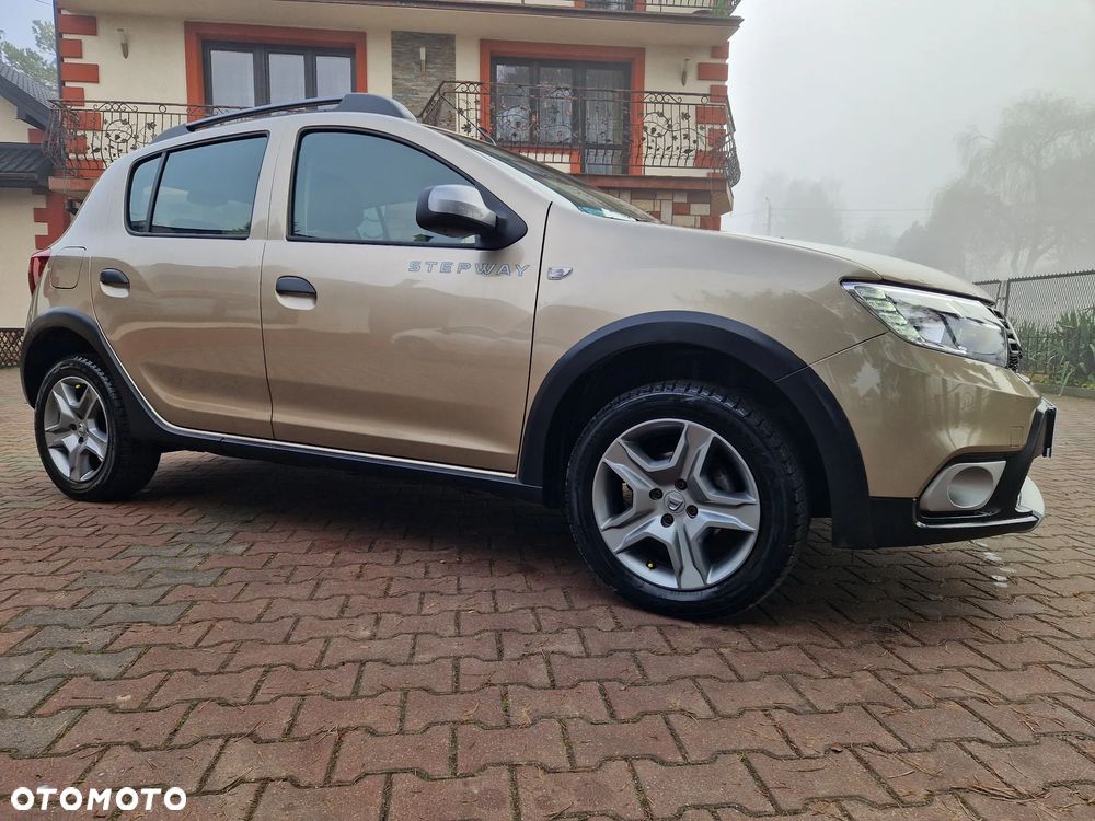 Dacia Sandero Stepway 1.0 TCe Laureate S&S - 11