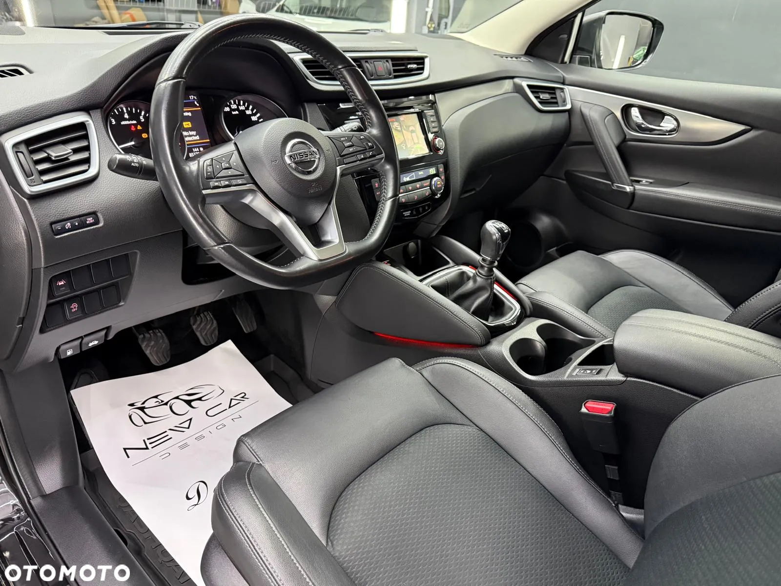 Nissan Qashqai 1.3 DIG-T Tekna - 22