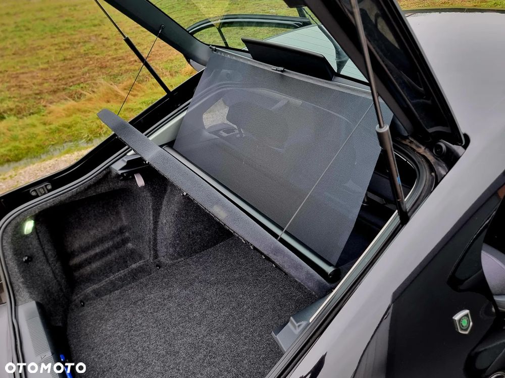 Skoda Octavia 1.6 Elegance - 34