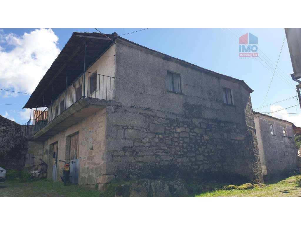 MORADIA T3 PARA RECONSTRUIR COM VISTAS MAGNÍFICAS A 8 MINUTOS DE VI... - Grande imagem: 2/14