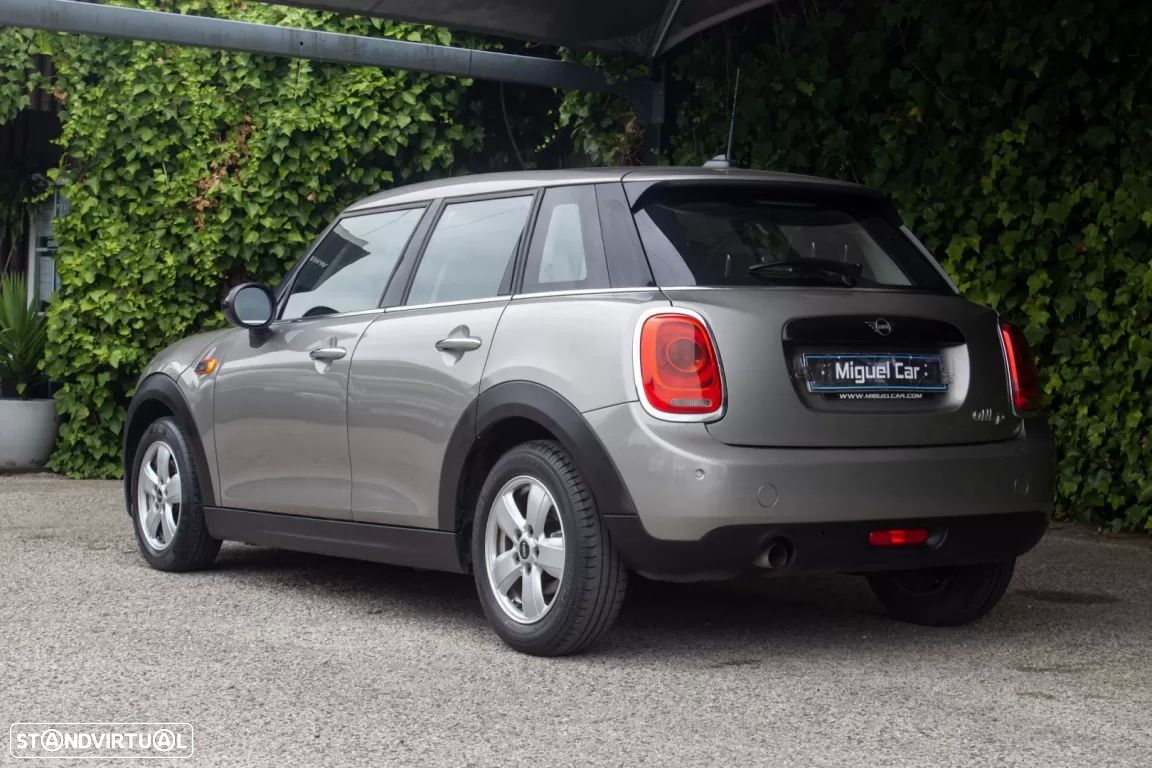 MINI 5 Portas One D - 10