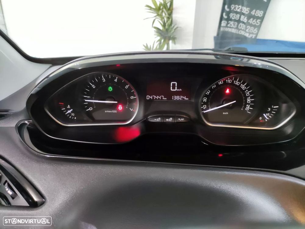 Peugeot 208 1.2 PureTech Active - 16