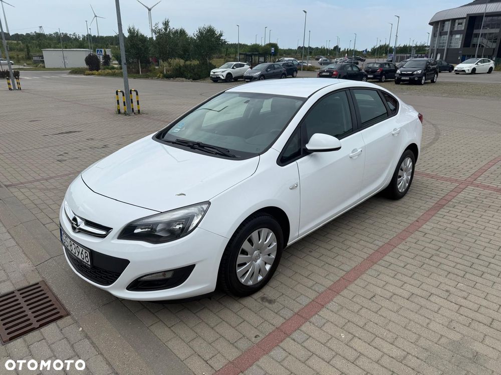 Opel Astra - 1