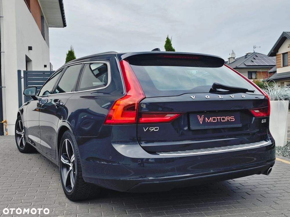 Volvo V90 D3 Momentum Pro - 9