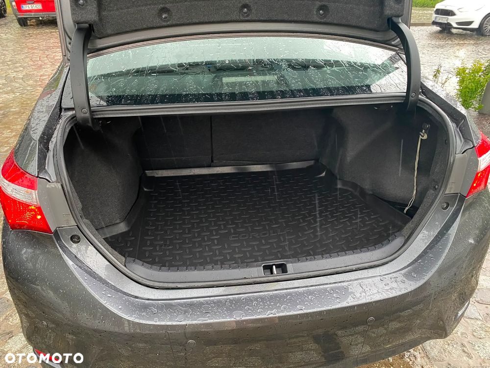 Toyota Corolla 1.6 Premium EU6 - 12