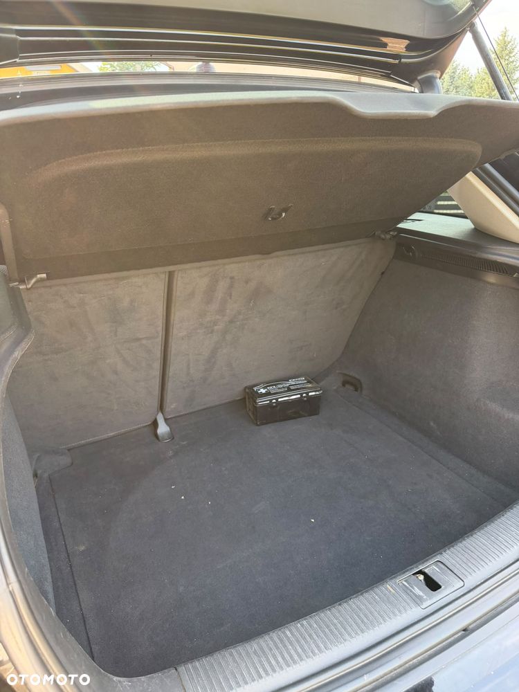 Audi A3 Sportback 2.0 TDI DPF Ambiente S tronic - 6
