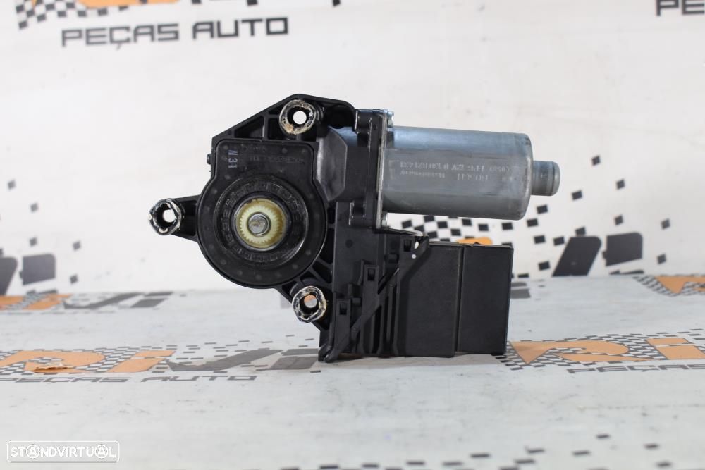 Motor Do Elevador De Vidro Traseiro Esquerdo Volkswagen Golf V (1K1) - 3