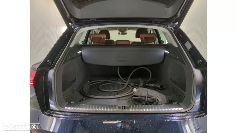Audi Q8 e-Tron 50 quattro S line - 12