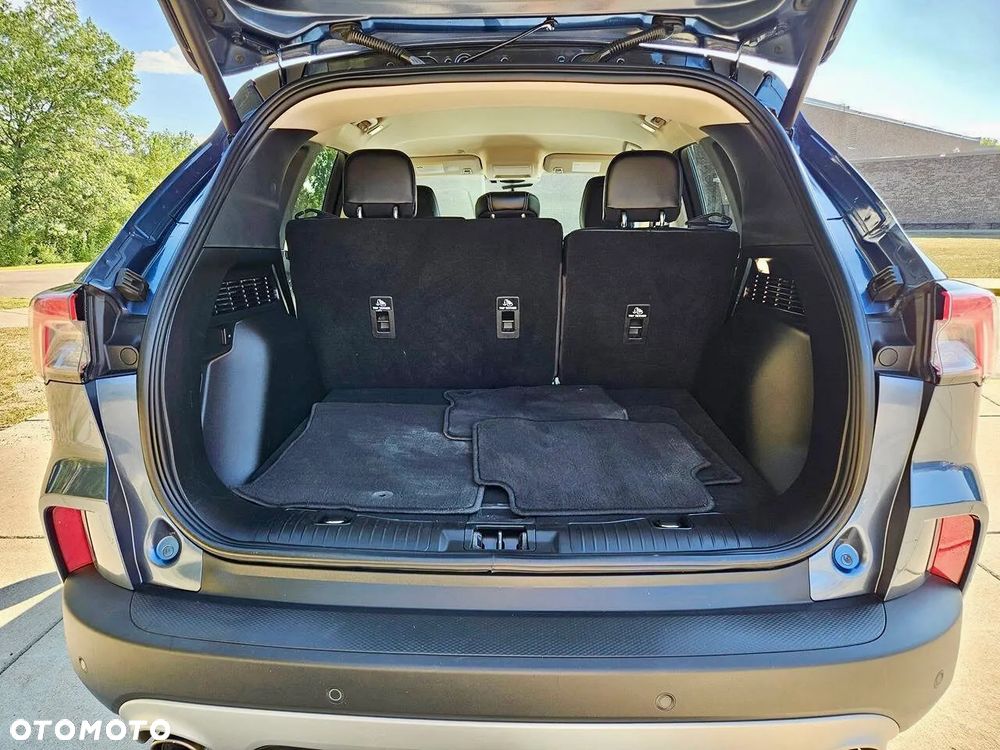 Ford Escape 2.0 EcoBoost AWD Titanium - 21