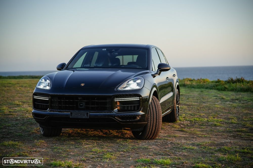 Porsche Cayenne Turbo - 12