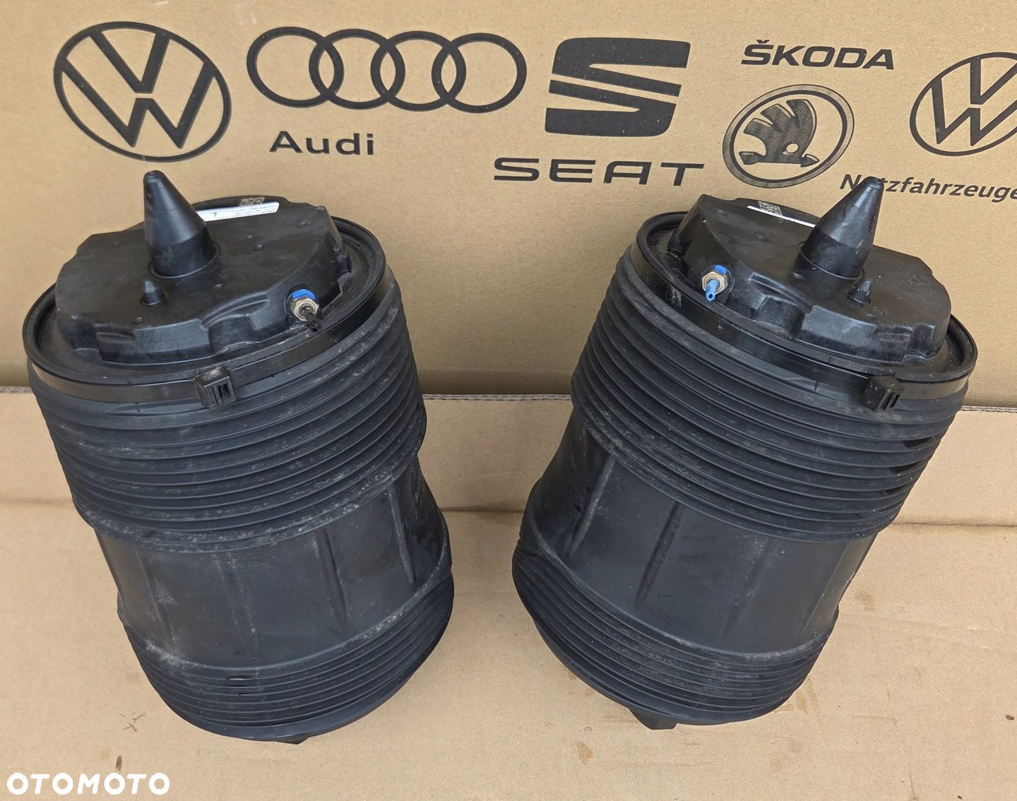 AUDI A6 S6 A7 S7 C8 PODUSZKA MIECH ZAWIESZENIA PRAWY TYŁ 4K0616002K - 2