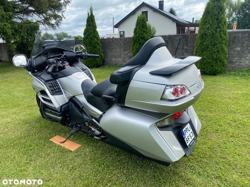 Honda GL - 5