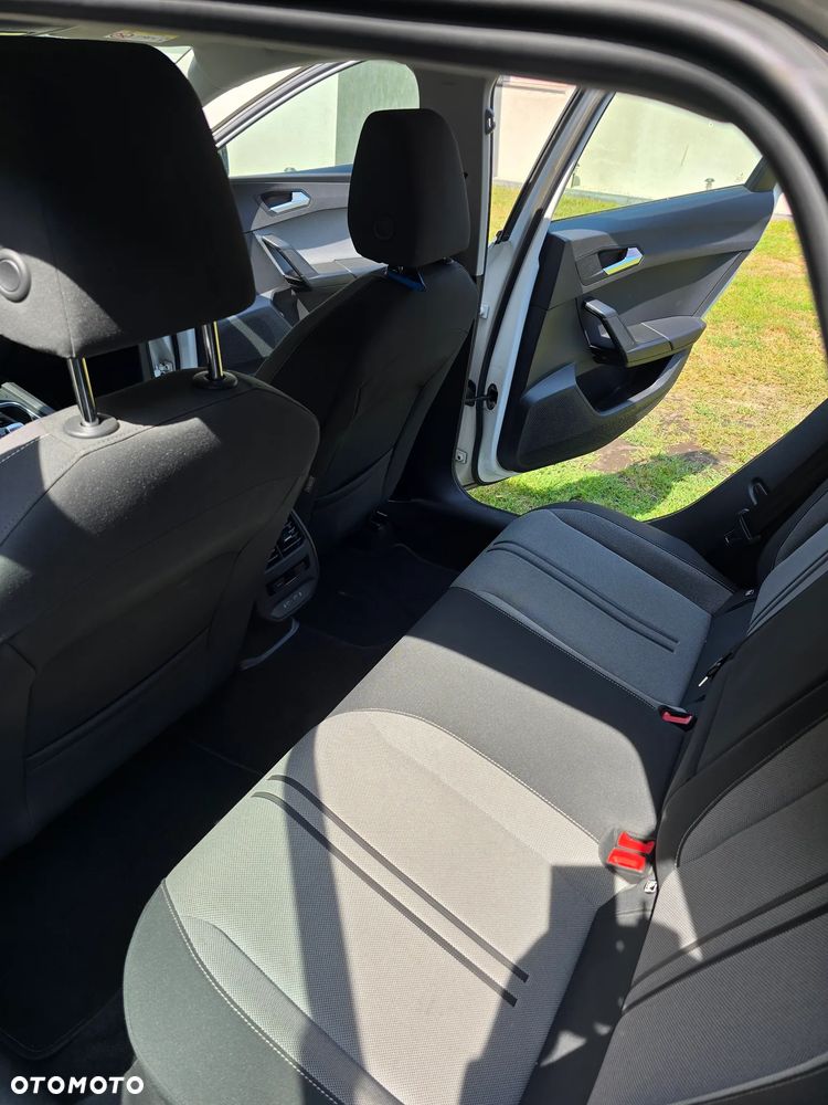 Seat Leon Sportstourer 2.0 TDI DSG Xcellence Plus - 11