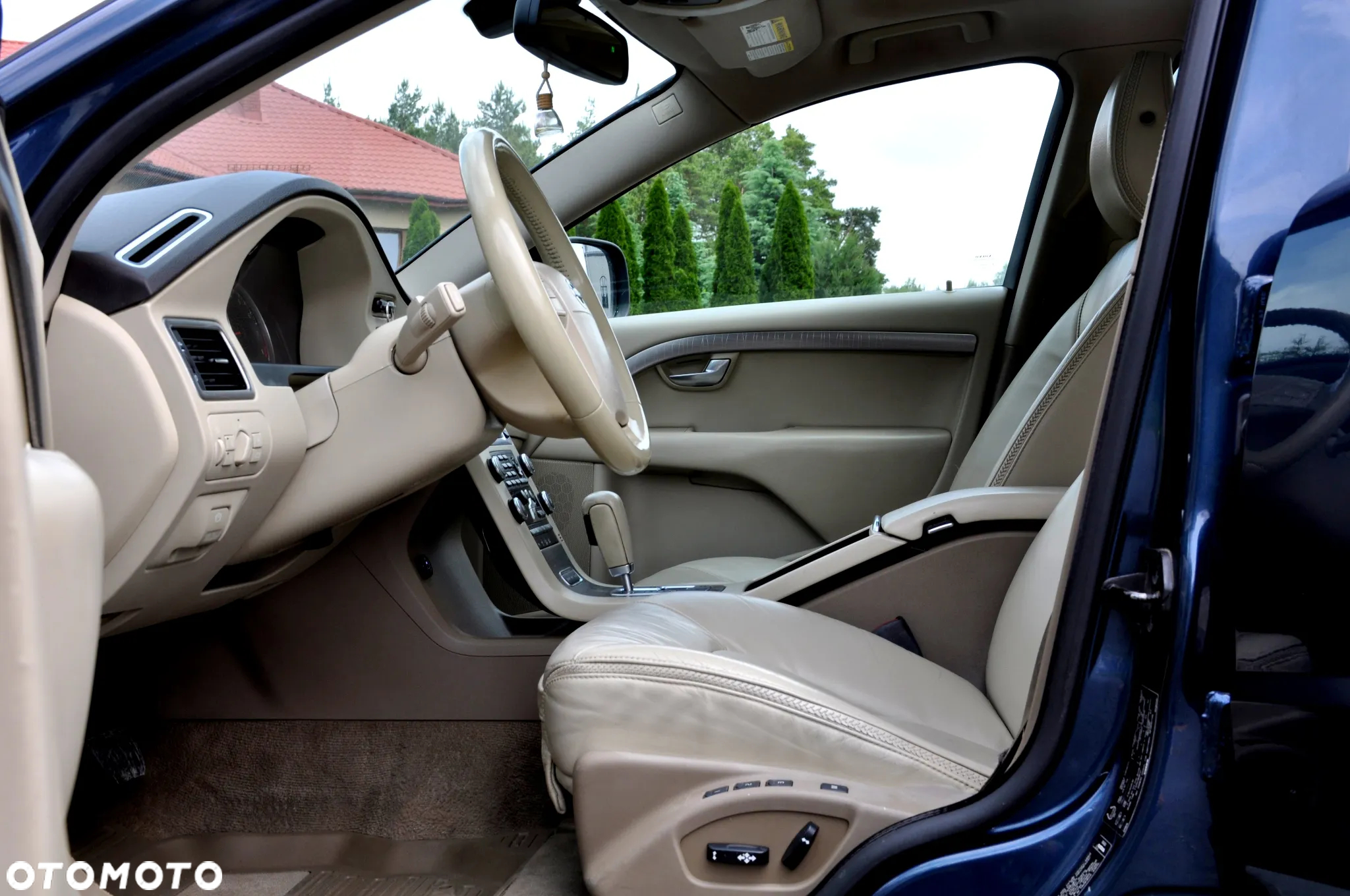 Volvo XC 70 3.2 AWD Summum - 25
