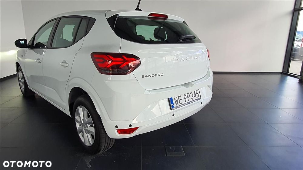 Dacia Sandero - 9