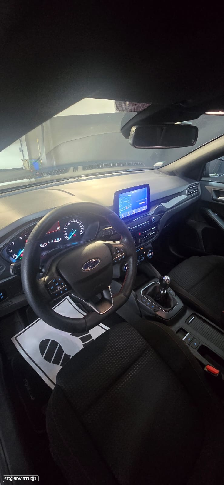 Ford Focus 1.5 TDCi EcoBlue ST-Line - 11