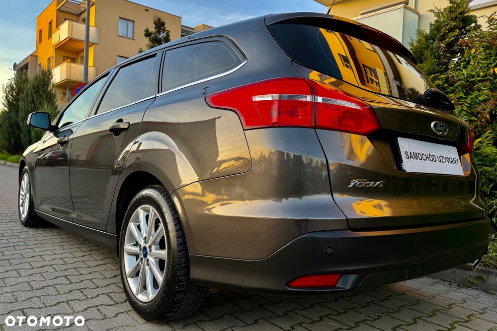 Ford Focus 2.0 TDCi Titanium ASS PowerShift - 4