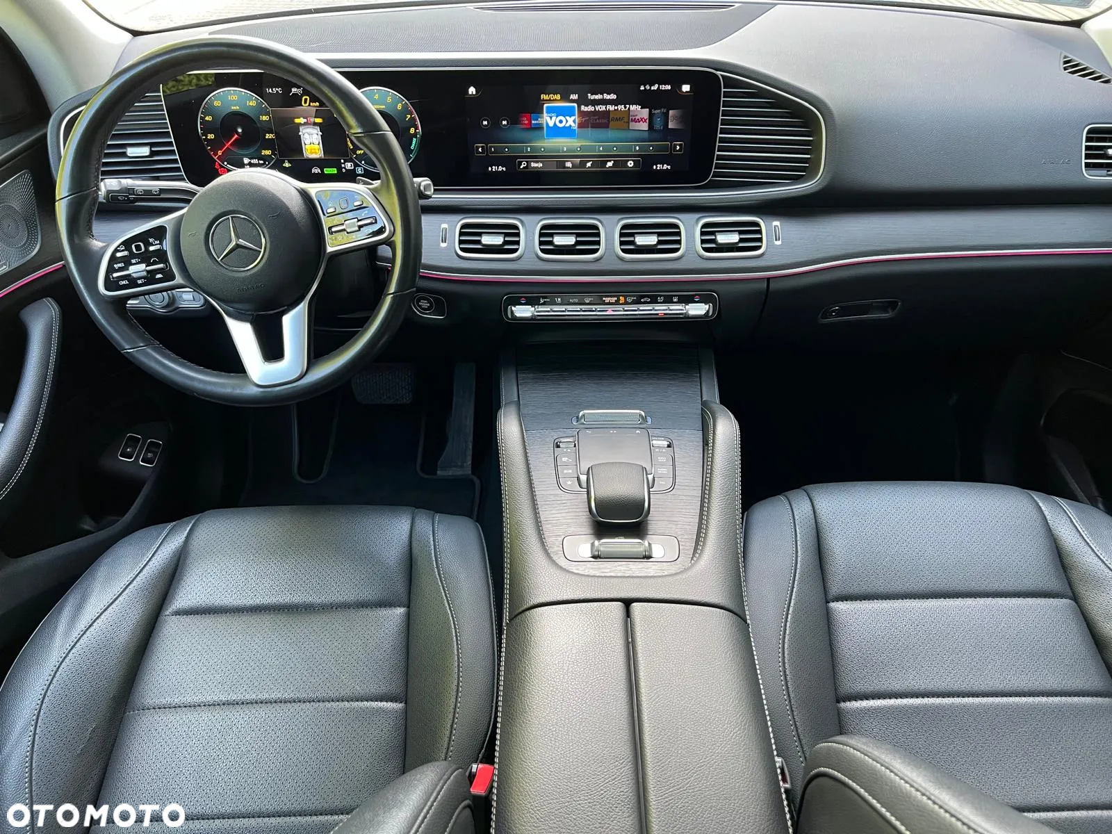 Mercedes-Benz GLE - 12