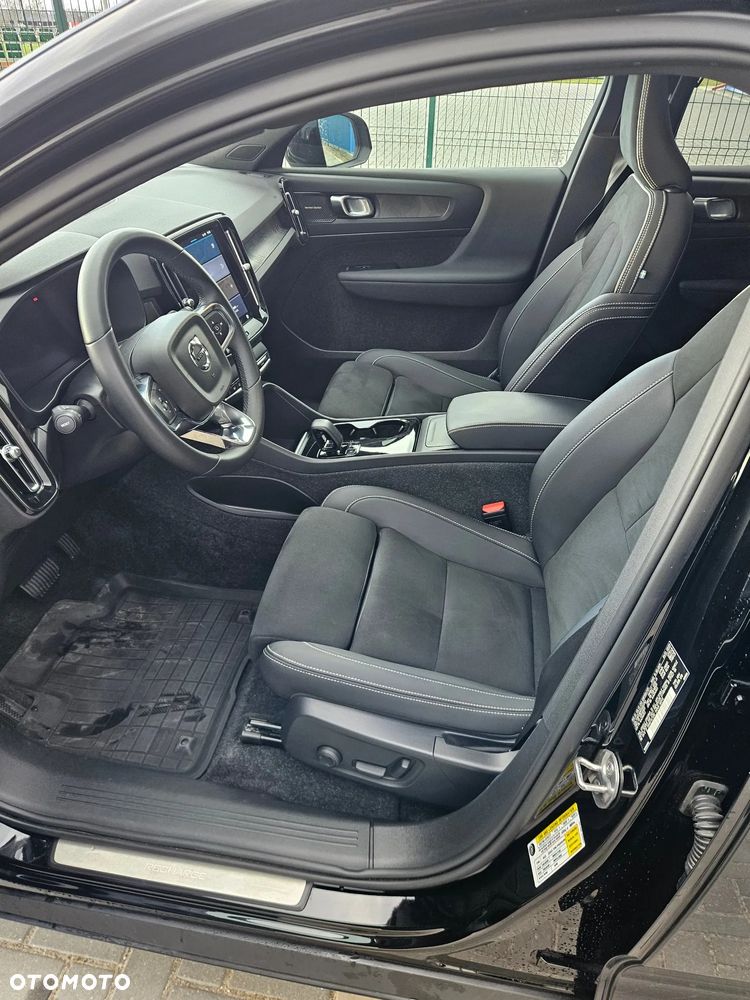 Volvo C40 Recharge Twin Motor Ultimate - 10