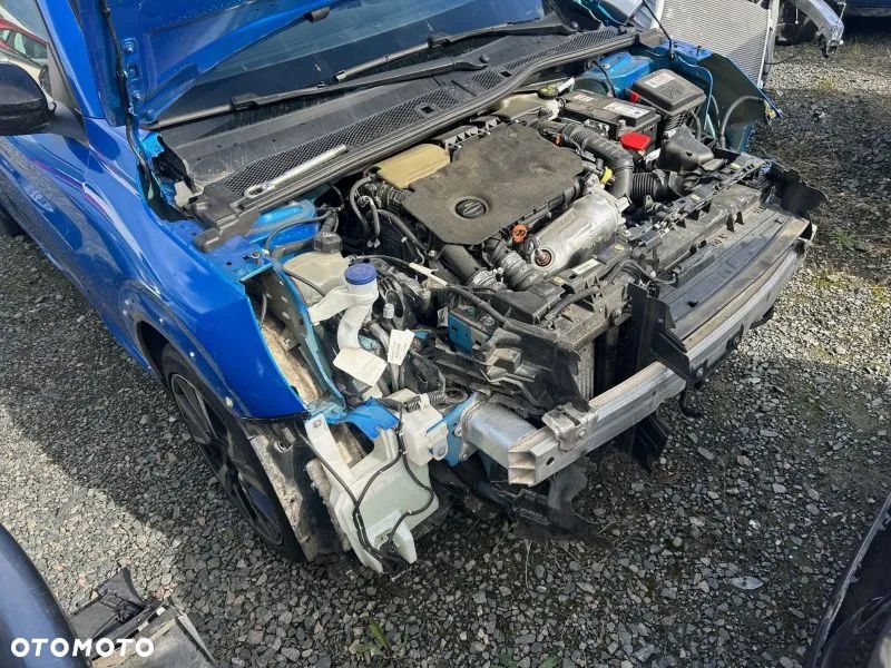 Peugeot 208 - 7
