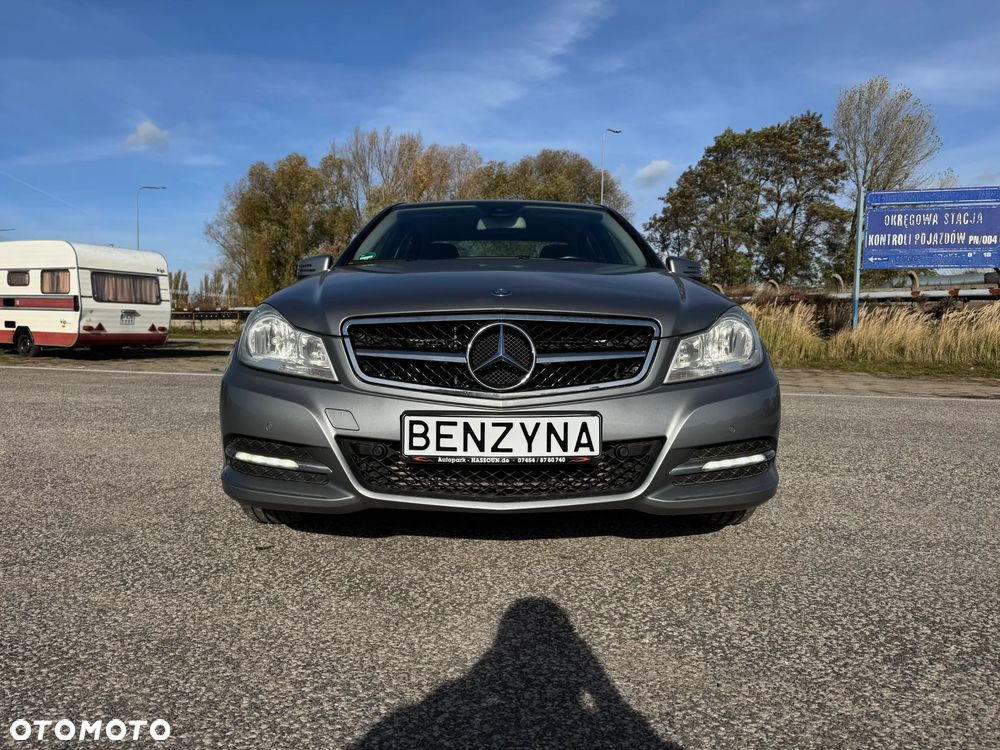 Mercedes-Benz Klasa C 180 BlueEFFICIENCY Elegance - 10