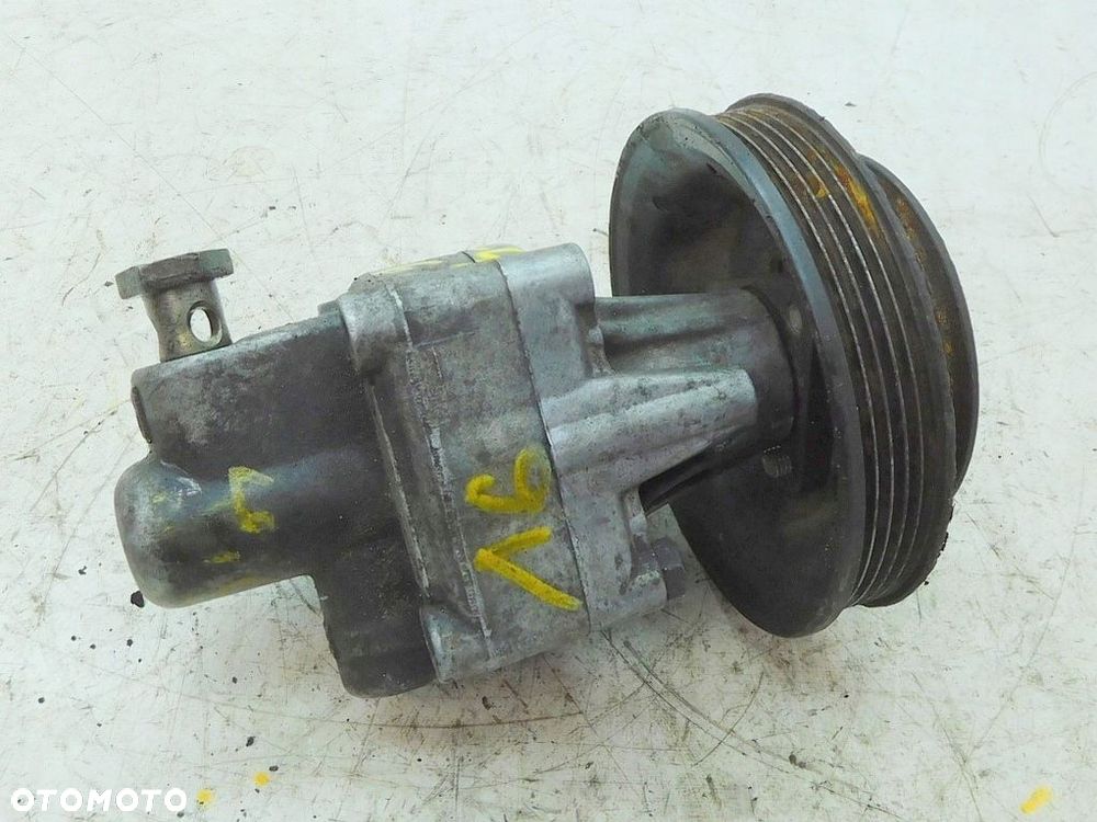 AUDI A4 B5 1.6 94-01 POMPA WSPOMAGANIA 4D0145155E - 4