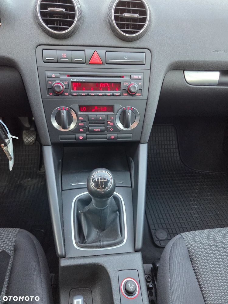 Audi A3 Sportback 1.9 TDI Ambition - 17