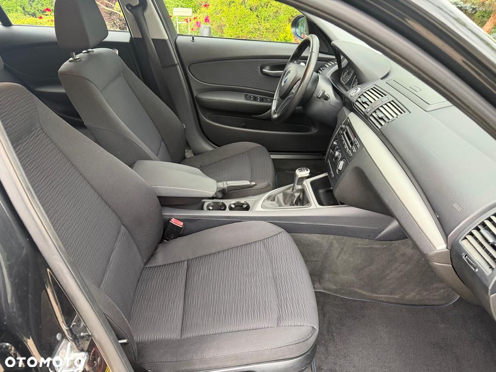 BMW Seria 1 - 13