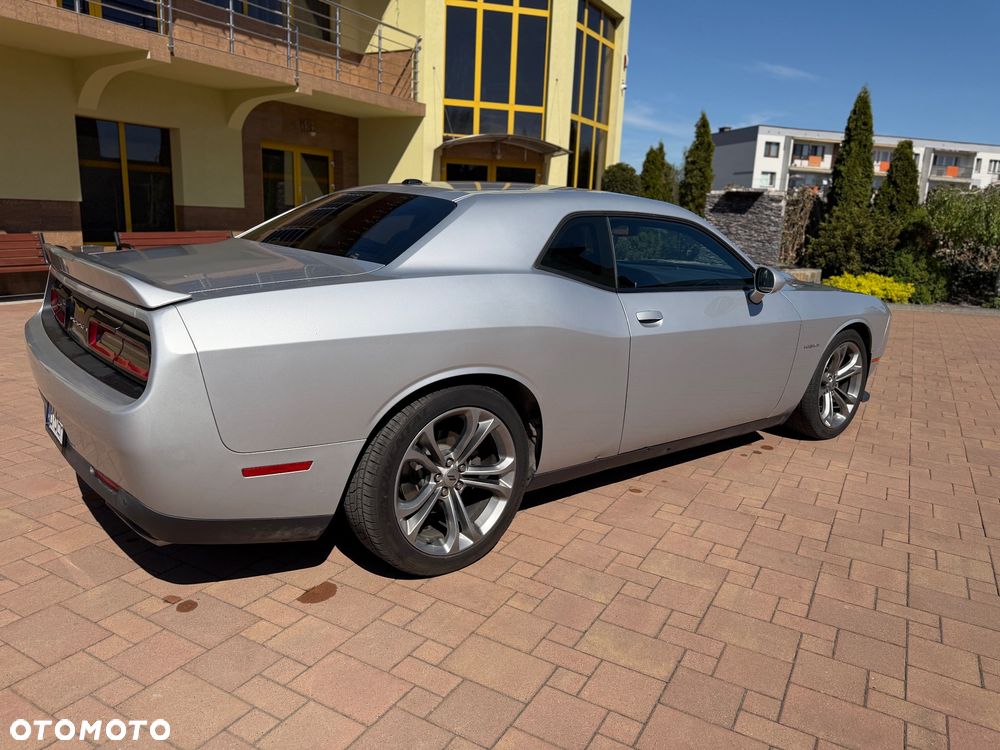 Dodge Challenger 5.7 R/T - 7