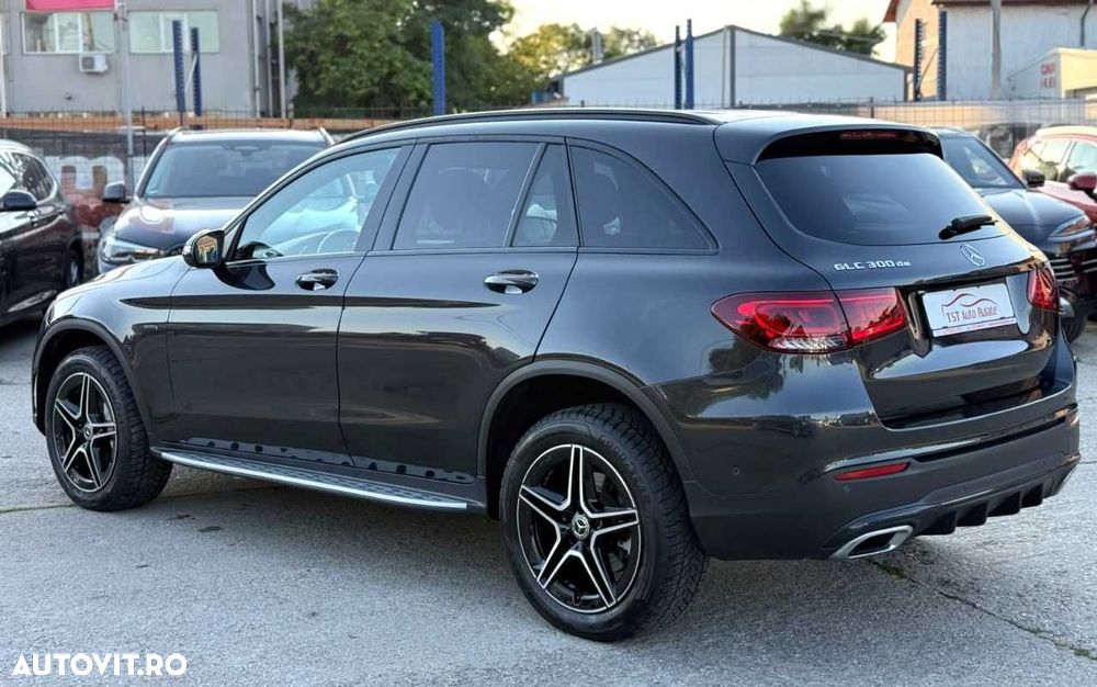 Mercedes-Benz GLC - 7