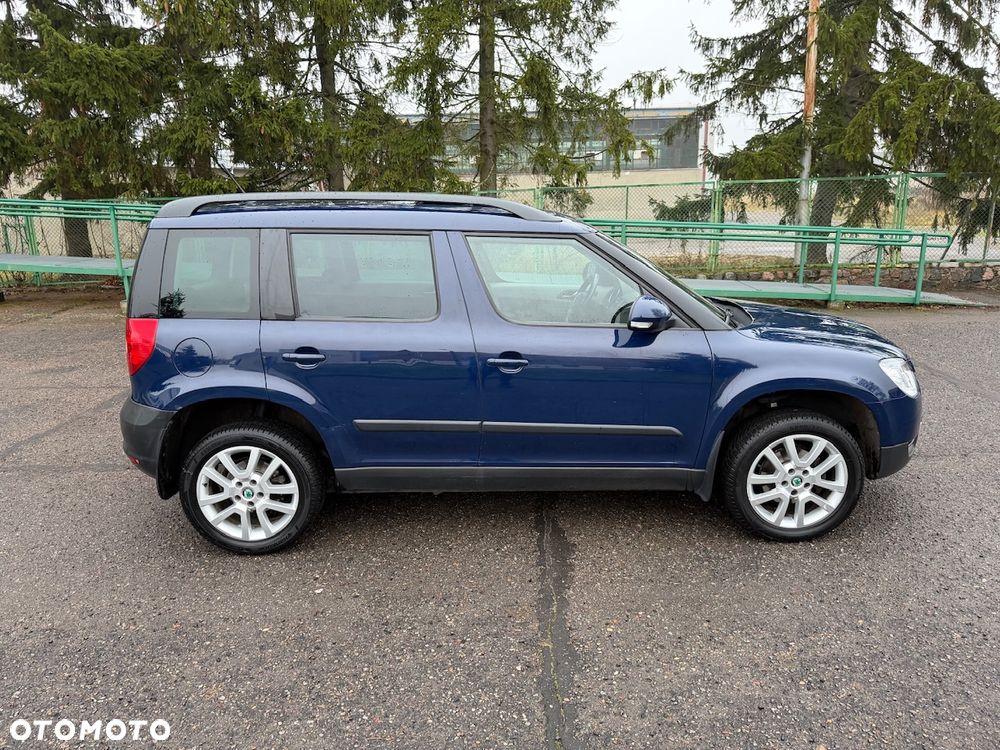 Skoda Yeti 2.0 TDI DSG 4x4 Adventure - 4