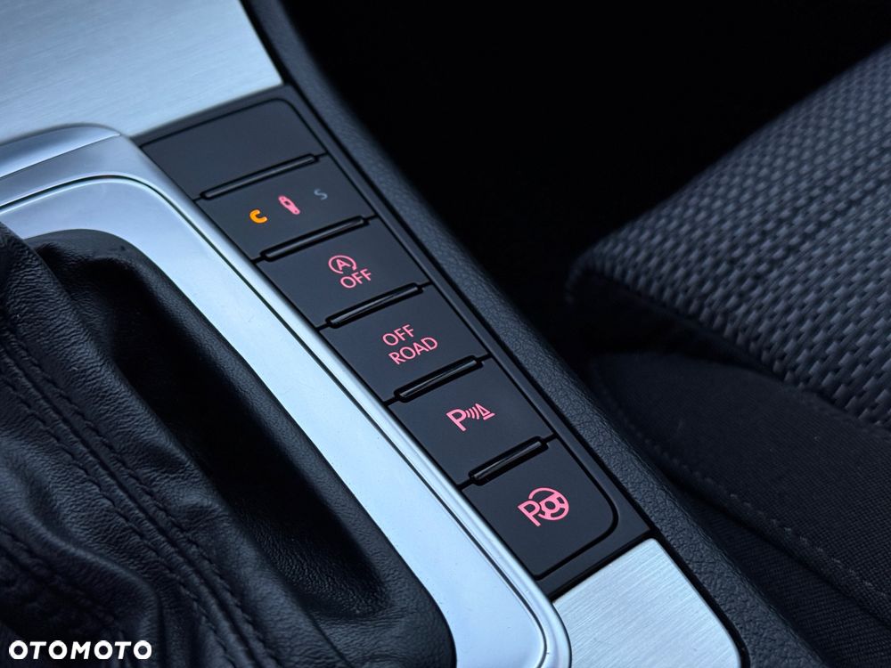 Volkswagen Passat Alltrack 2.0 TDI 4Mot DSG - 8