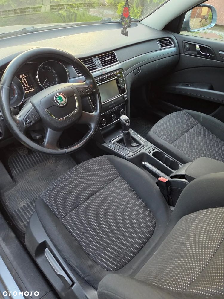 Skoda Superb 1,9 TDI Comfort - 24