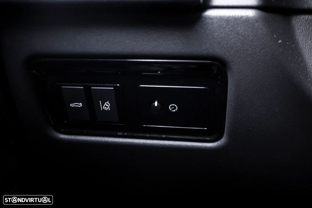 Jaguar XF Sportbrake 20d AWD Aut. R-Sport - 18