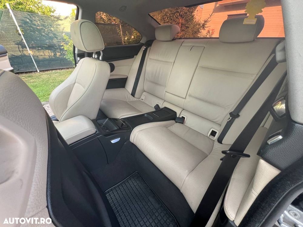 BMW Seria 3 320d - 8