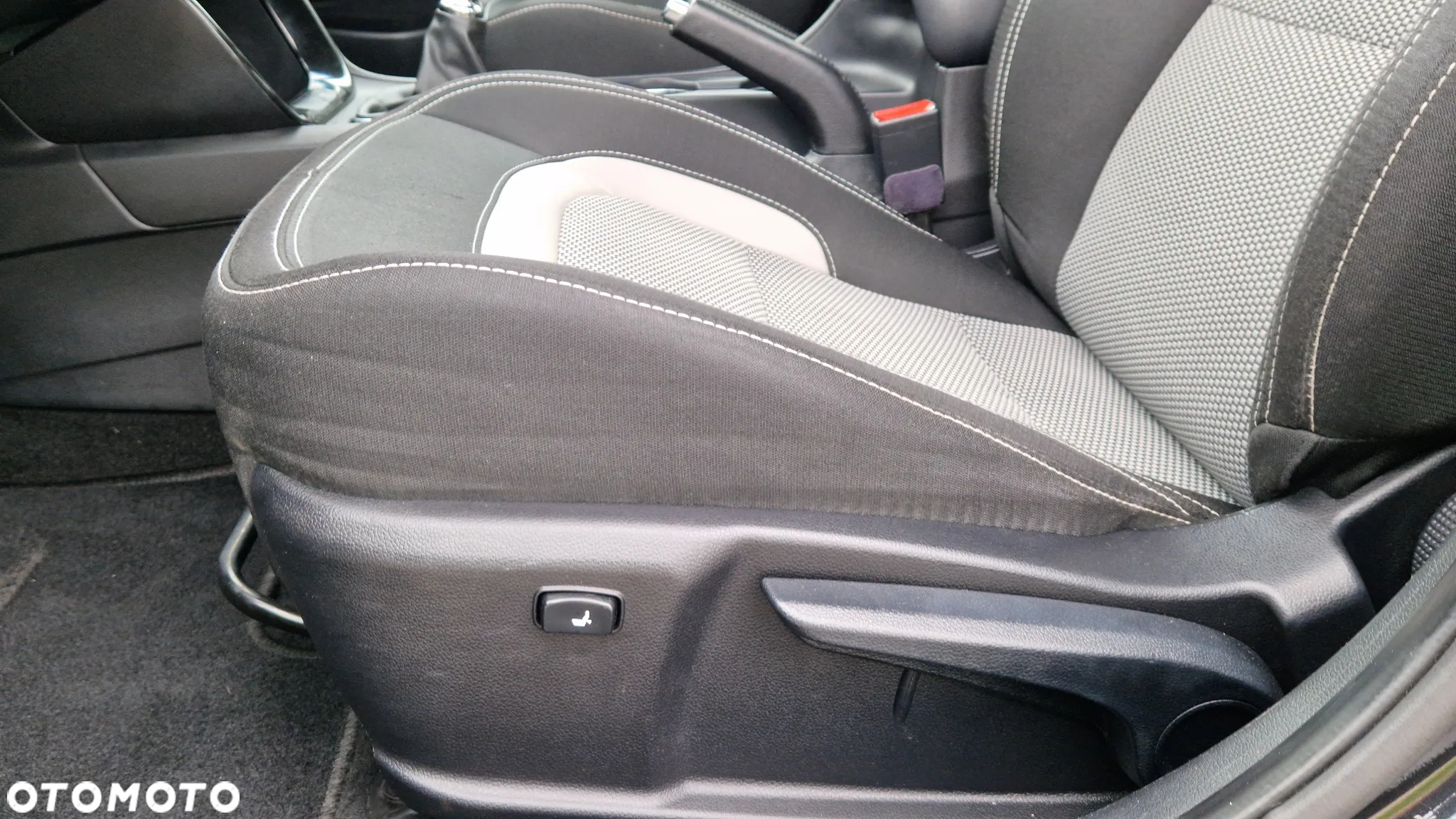 Kia Ceed Cee'd 1.6 CRDi Business Line - 26