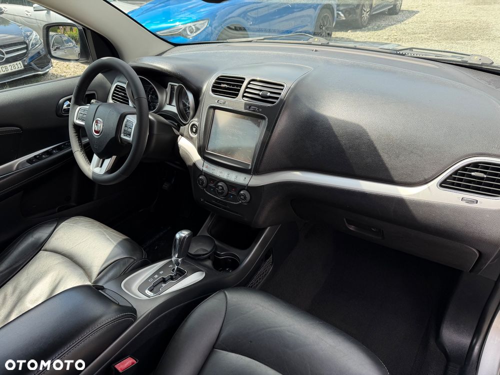 Fiat Freemont 2.0 Multijet 16V DPF Automatik Allrad Lounge - 38
