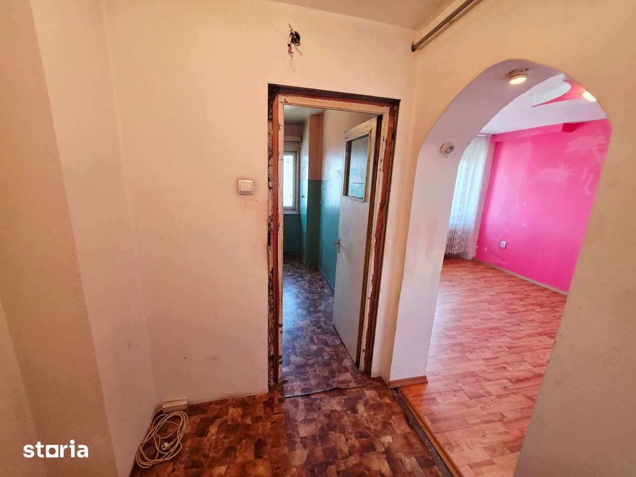 Apartament 2 camere de vanzare, Nord, bloc cu bulina — fotografia 3