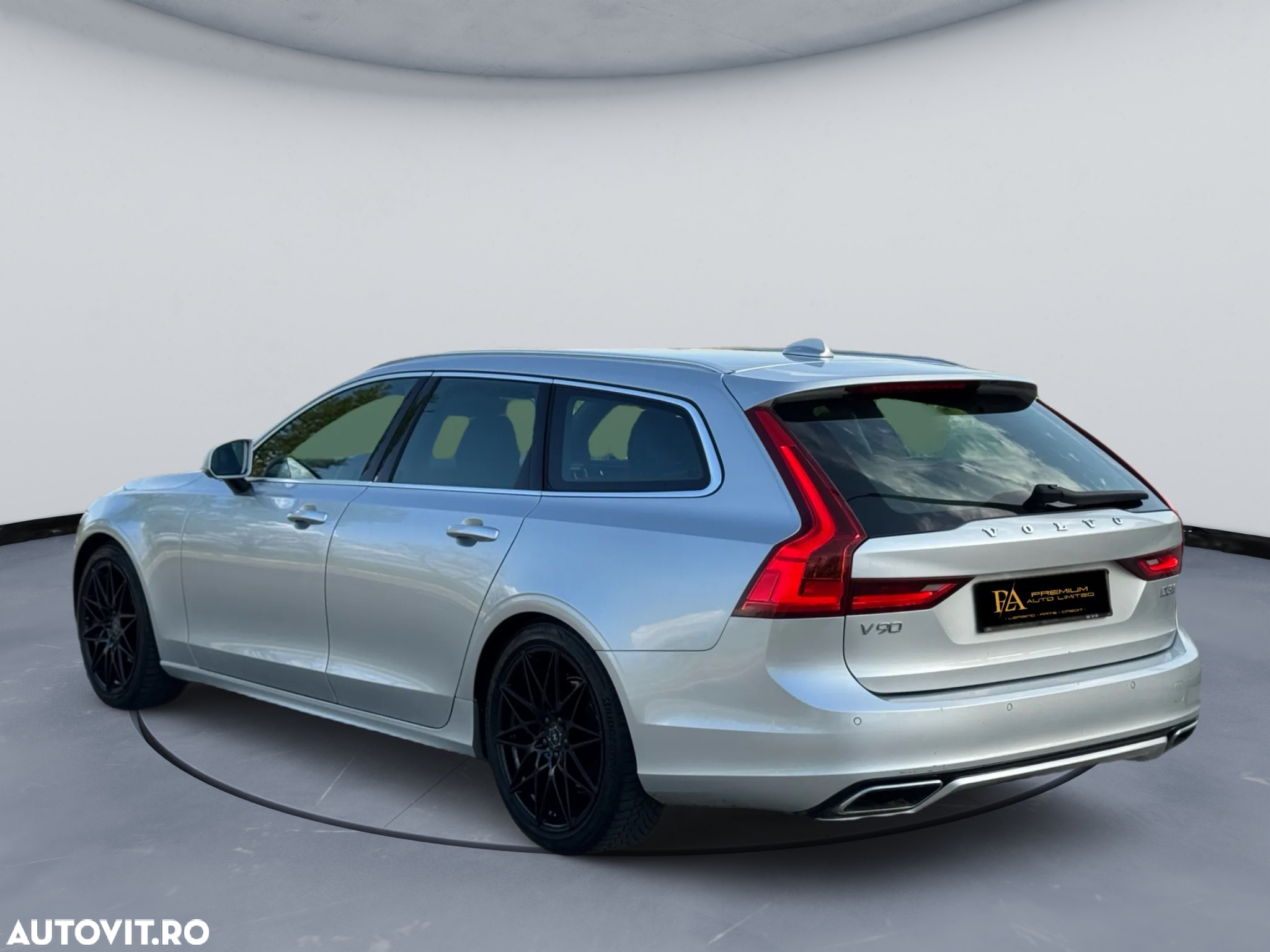 Volvo V90 D3 Geartronic R Design - 4