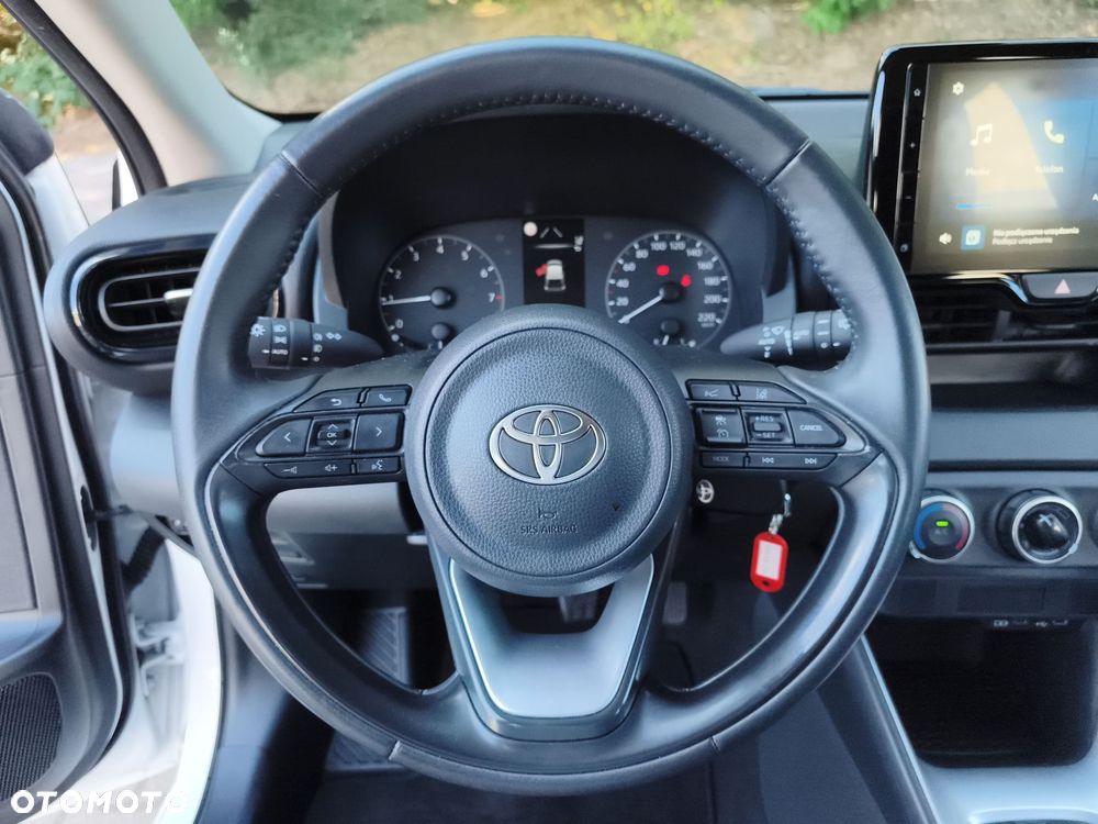Toyota Yaris 1.5 Comfort - 21