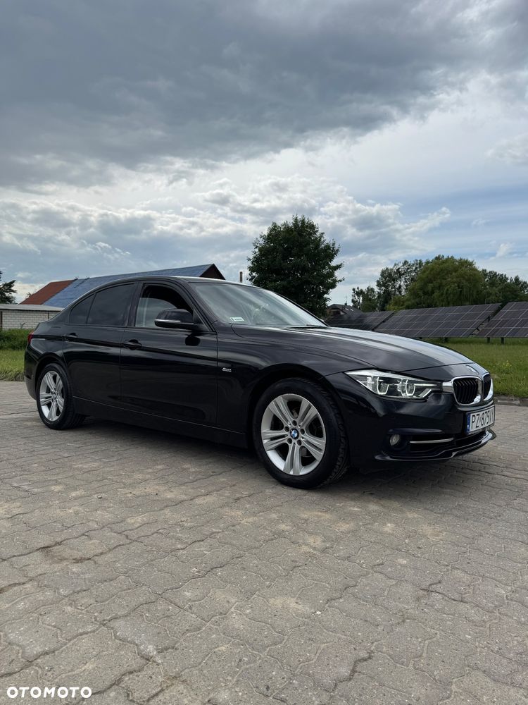 BMW Seria 3 318i Sport Line - 1