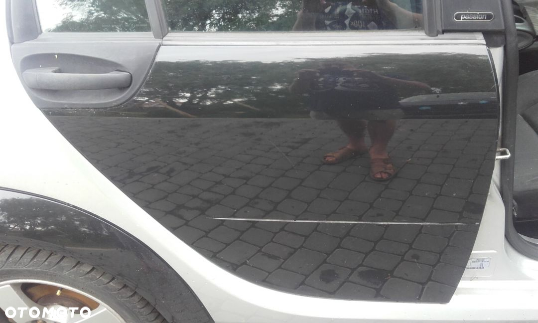 Smart Forfour 04-06 drzwi tyl lewe - 2